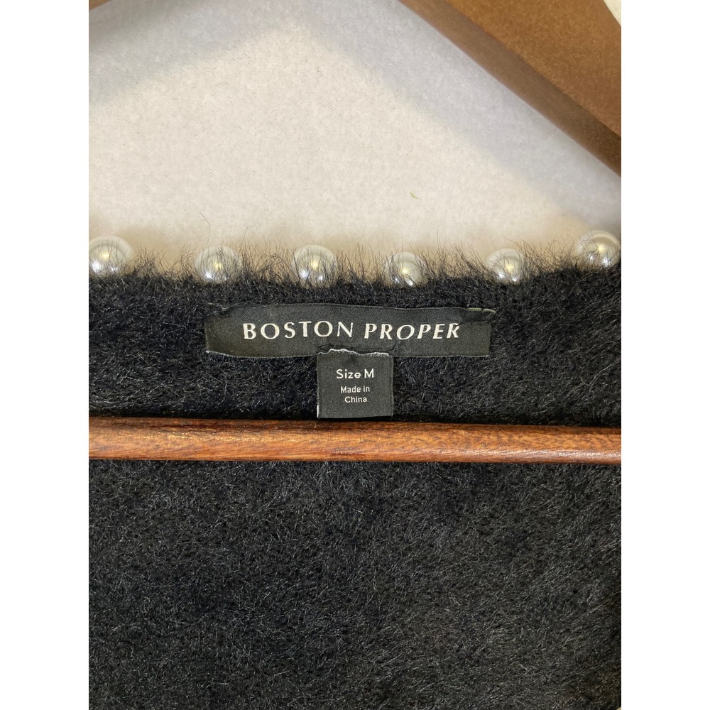 Pearlcore Boston Proper Women Size M Black Fuzzy Eyelash Knit Wrap Pearl Sweater - Picture 3 of 9